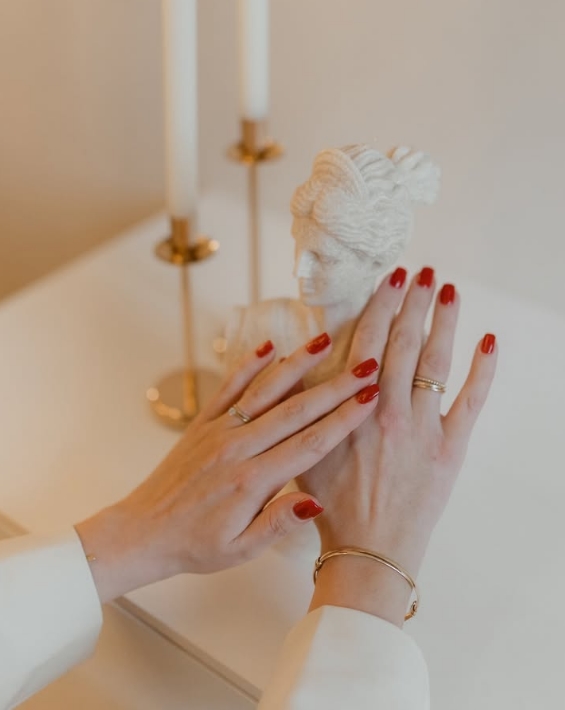 Njega ruku i stopala — manikura i pedikura